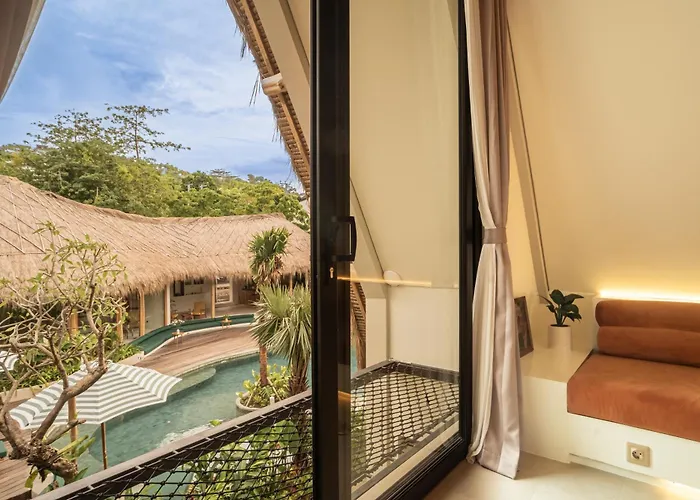 Hotel Together Bali